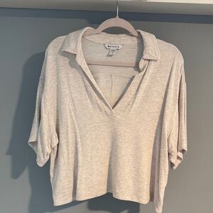 Athleta Cream V-Neck cropped v-neck size XS oversized